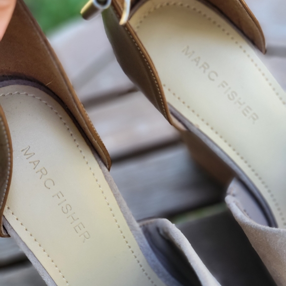 Marc Fisher Hadeya Taupe Wedges - Picture 3 of 5